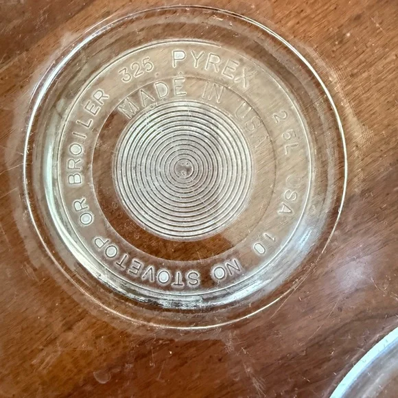 Pyrex Clear Glass Nesting Bowls Mixing Bowl Set of 3 - #325, #323, and #322 - Picture 10 of 13